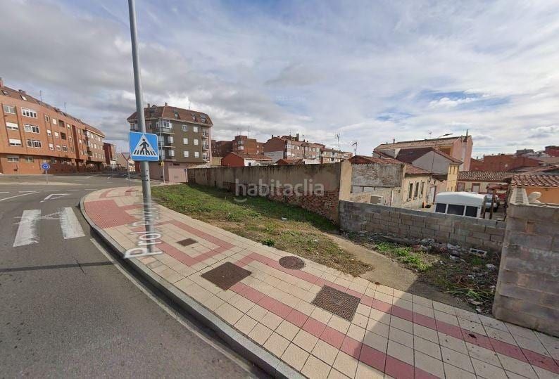 Foto 84df1f68-19b8-4cd9-8b0b-76c3c72ff258. Terreny residencial a Las Ventas León
