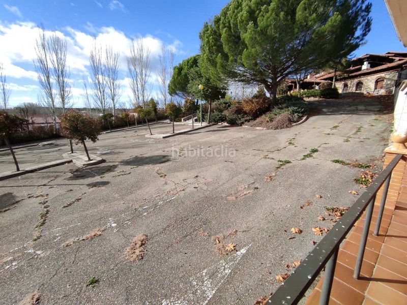 Foto 7fb12ff5-edec-4bb5-92d5-0e2a389a60b9. Edifici a Santovenia de la Valdoncina