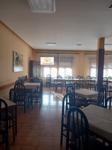 Foto be39cec1-7862-4b07-8222-fbe897e7e0a5. Edifici a Boñar