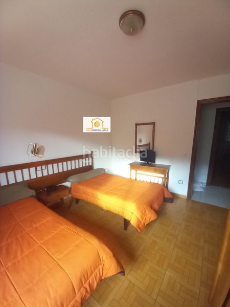 Foto e23b5548-822a-4ba9-b457-9a6fa9fa36d0. Edifici a Boñar