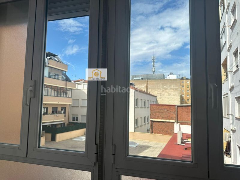 Foto 56eec7d4-8a6b-4a45-bf0f-c29e1903f3c8. Pis amb calefacció a Centro Ciudad León
