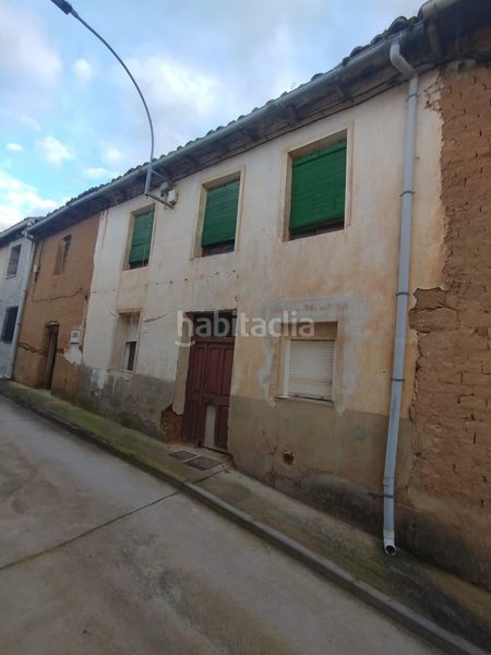 Foto 66edbffa-1e8f-49fb-a960-647a2643d3e5. Casa a Grajal de Campos