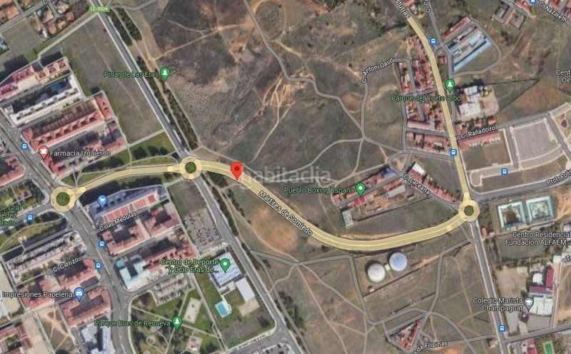 Foto fb39e761-c831-4663-b69d-9fb098dff575. Terreny residencial a San Esteban León