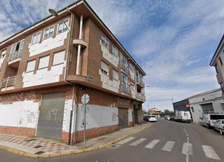 Local Comercial en Villaquilambre. Local en calle de agustín díez alonso