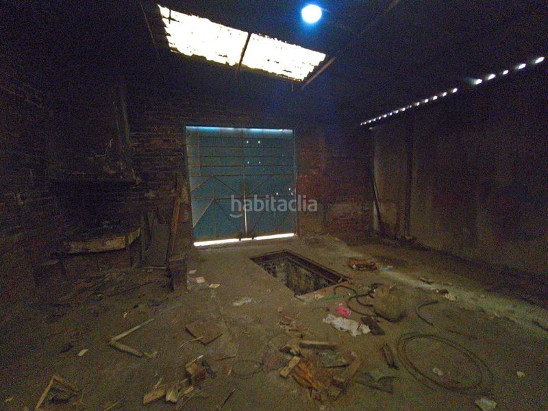 Foto c67291c8-322f-4855-83e6-ab73094be92e. Nau industrial a Armunia León