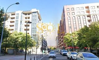 Etagenwohnung in Calle fray luis de leon 21. Increible piso en  fray luis de leon  zona corte inglés león