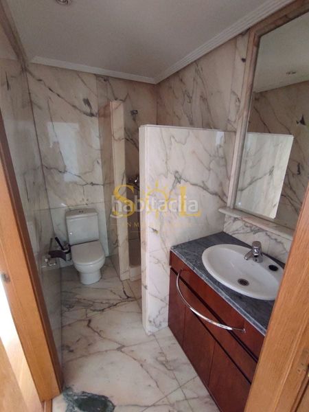 Foto 10ce5962-4c81-4395-ac47-d83072122282. Dúplex a avenida de los reyes leoneses 10 10 a Centro Ciudad León