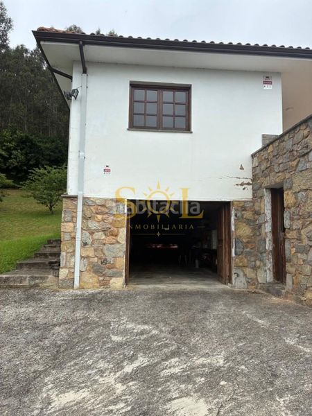 Foto 38eb9491-e15e-4cfb-9a1c-23423ac88b1c. Casa amb calefacció aparcament a Pravia
