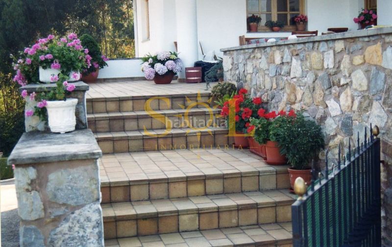 Foto abfee03f-3a2d-46da-a1b5-abb380bfca04. Casa amb calefacció aparcament a Pravia