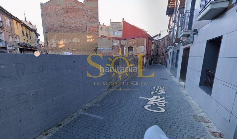 Foto ba22b9c4-e02c-4002-bf3e-d7ab48f50375. Terreny residencial a Casco Antiguo León