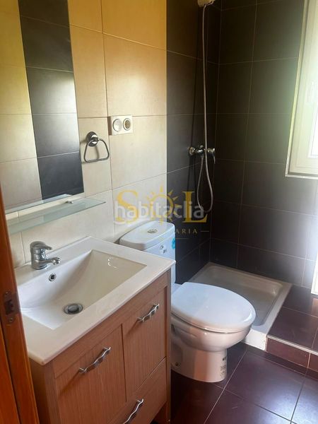 Foto 43716e1f-96e8-4485-844d-e1ca39a56ef5. Casa amb calefacció aparcament a Onzonilla
