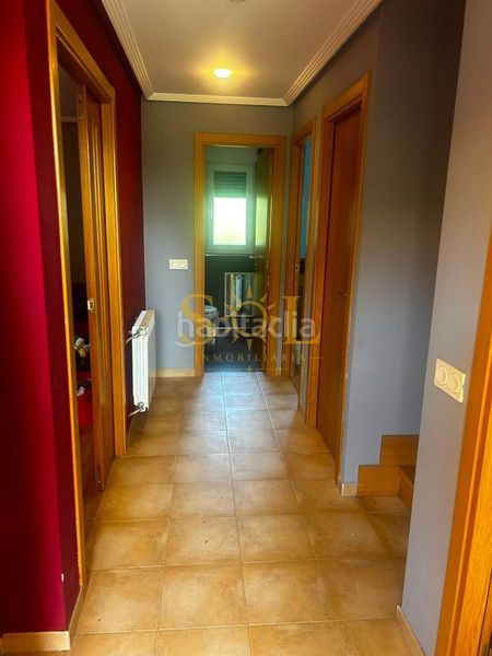Foto a1e5a6e1-5ff5-48f0-9ec0-40472e3b8071. Casa amb calefacció aparcament a Onzonilla