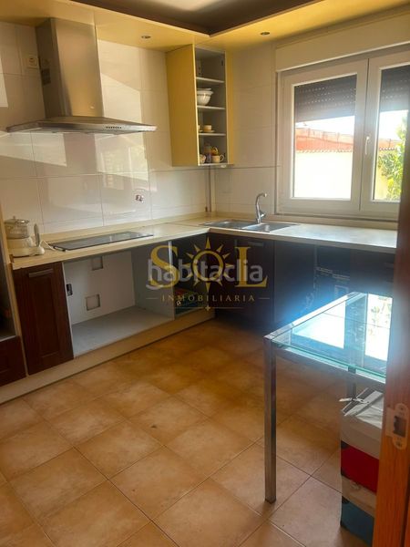 Foto a5533a5d-26d0-4947-a37c-ad93fffc2f99. Casa amb calefacció aparcament a Onzonilla
