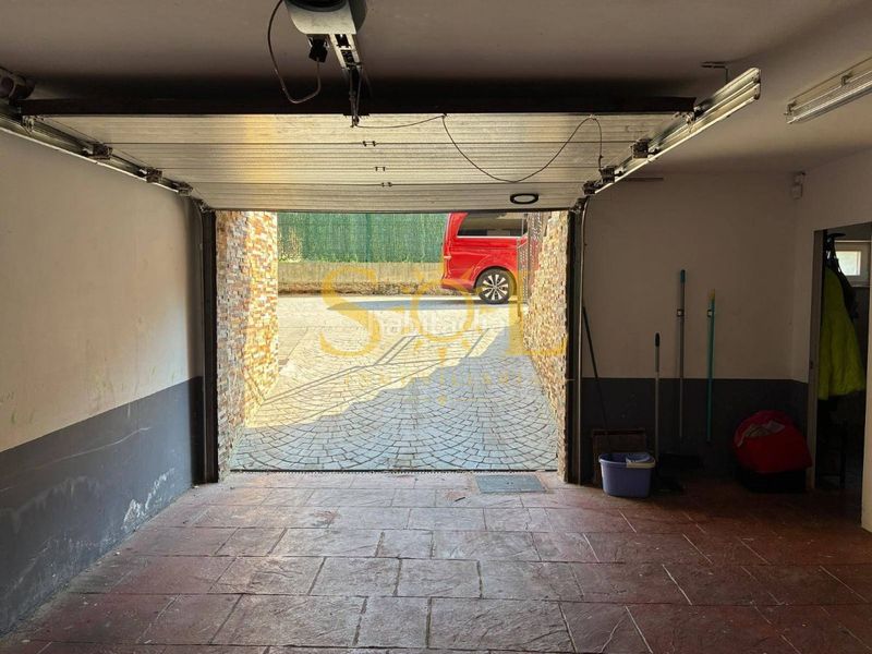 Foto 00c1e200-2b70-43ff-af85-b38668e06835. Casa amb calefacció aparcament a Villaturiel