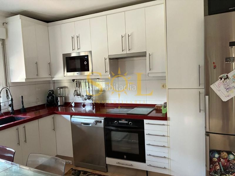 Foto a52cb16e-cc7a-4b92-a4e0-94e240c5b304. Casa amb calefacció aparcament a Villaturiel
