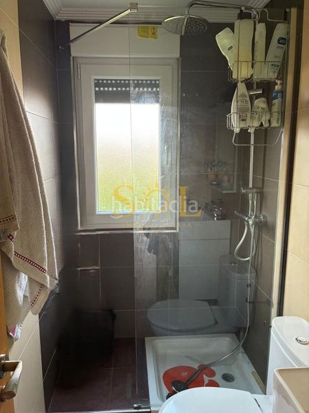 Foto b21de76d-4054-45f3-a691-4a07fcf24cc9. Casa amb calefacció aparcament a Villaturiel