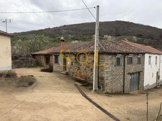 House  Calle la cuesta. Casa en portilla de luna leon