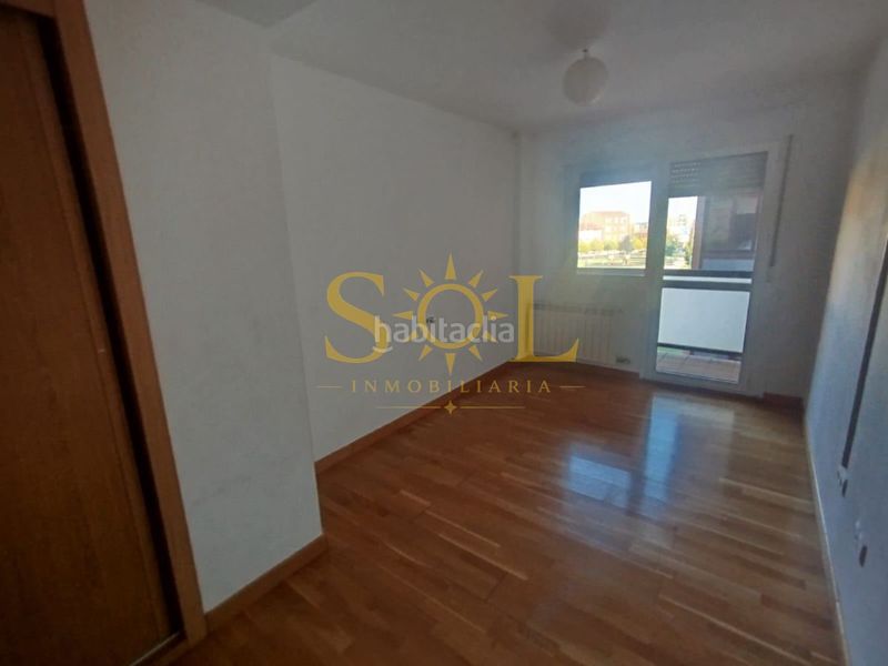 Foto be864487-bb1f-4cf8-bcc3-de5e0b53e080. Pis amb calefacció a Armunia León