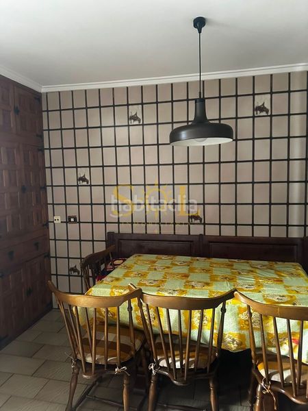 Foto d11a9da3-b083-4a9e-b071-06cdd745c0db. Casa amb calefacció a Cabrillanes