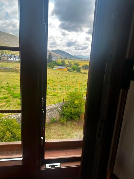 Foto d16a4a76-ce06-465f-a777-2eda674383df. Casa amb calefacció aparcament a Cabrillanes