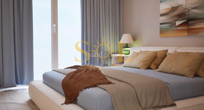 Foto e145f73b-2a47-4595-96ae-786c70a8d947. Piso atico con terraza de 70 m2 edificio center espectacular piso de tres habitaciones con terraza en La Lastra en León