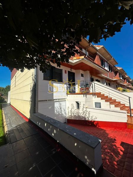 Foto 372a57b1-3420-4688-a889-63c8a8b858b6. House with heating parking in Villabalter San Andrés del Rabanedo