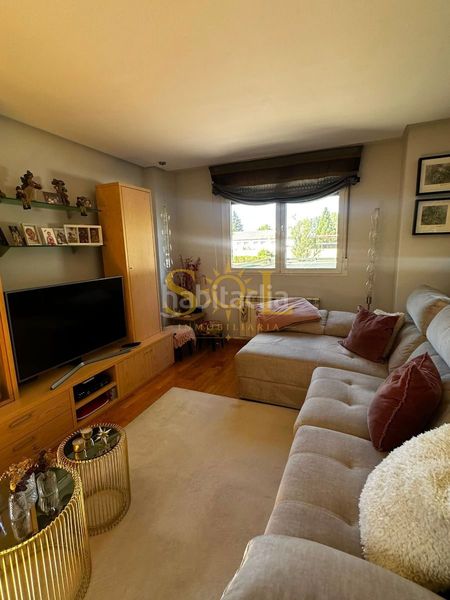 Foto 412d47a9-7cd8-4f7f-b290-291b61214c67. House with heating parking in Villabalter San Andrés del Rabanedo