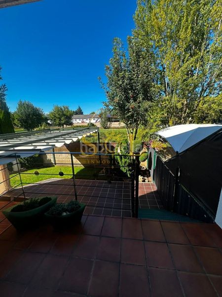 Foto aaf39c1a-f4e7-4847-b9af-9bb2a72284e2. House with heating parking in Villabalter San Andrés del Rabanedo