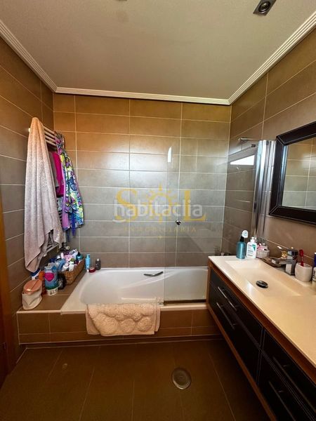 Foto ddd5b856-e78e-471f-bc7d-6a0afc3a7240. House with heating parking in Villabalter San Andrés del Rabanedo