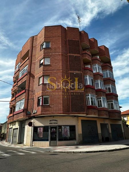 Foto 51eef409-753e-49dd-ab0a-d3cd7a9128ca. Etagenwohnung in Pinilla León