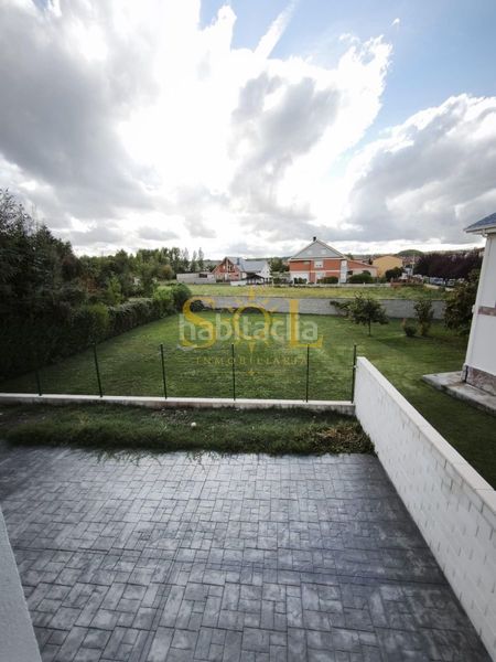 Foto a053fb6d-ba2f-4186-801a-3944a56fcb42. House with heating parking in Sariegos