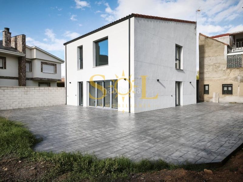 Foto cda5b30c-8d6f-4e89-90af-4f875ebc83cc. House with heating parking in Sariegos