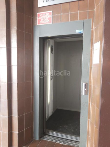 Foto eeeb54dd-1d81-45de-bf65-1c31b1584f28. Aparcament cotxe a calle rioja 25 a Alfalfa - Santa Cruz Sevilla