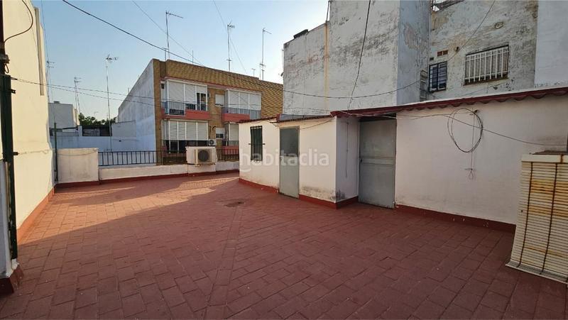 Foto 013a8978-3eb9-435d-8fab-669aa856ce0a. Piso en lisboa 51 piso en venta en cerro aguila, 3 dormitorios. en Sevilla