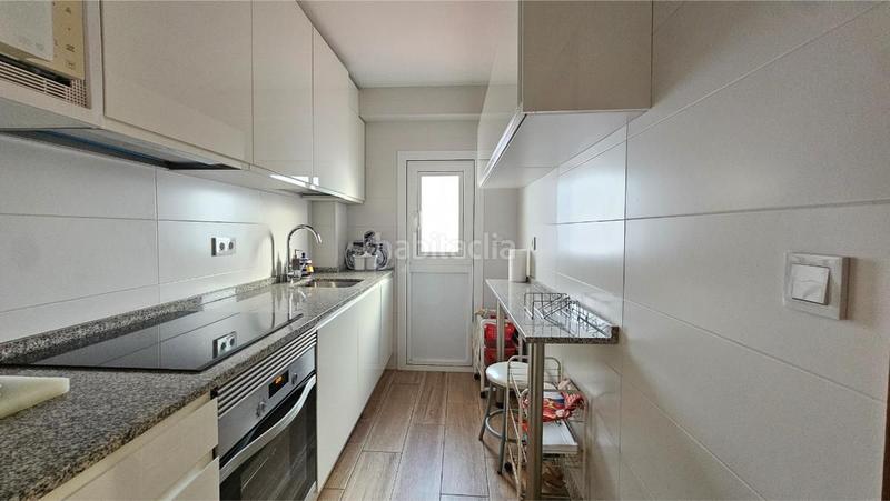 Foto 5417dc06-4985-4be4-b3bc-93845f24f2ee. Piso en lisboa 51 piso en venta en cerro aguila, 3 dormitorios. en Sevilla