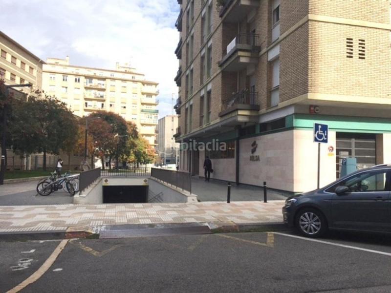 Foto d0f4864a-5282-4af7-8a62-4b87eabd9dd2. Posto auto in avenida barañain 18 in San Juan Pamplona / Iruña