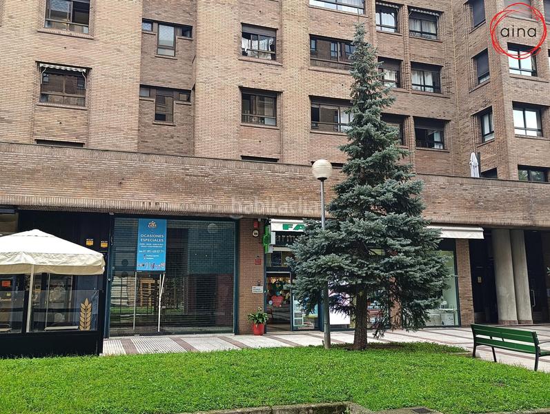 Foto deb0cad5-8ea2-45f0-95b1-e42147c0f002. Alquiler local comercial en calle monasterio de tulebras 1 local en San Juan en Pamplona / Iruña