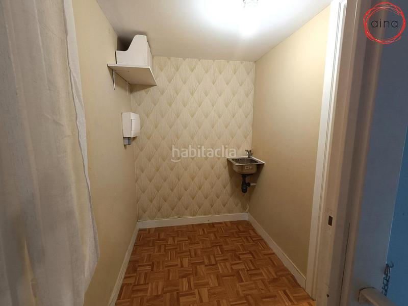 Foto e249e263-c9ef-449c-8fdf-c3e8e8e32569. Alquiler local comercial en calle monasterio de tulebras 1 local en San Juan en Pamplona / Iruña