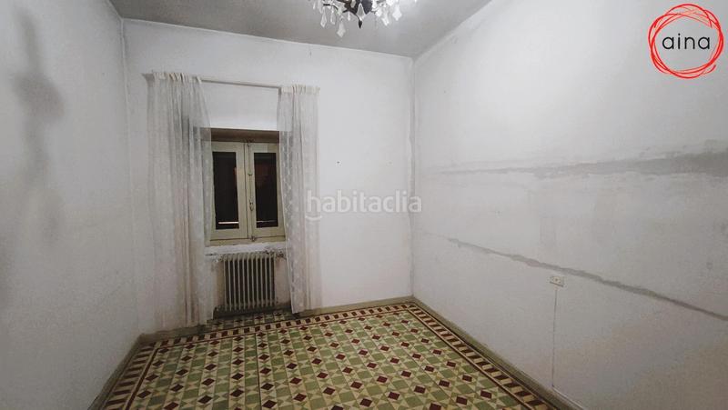 Foto a03651a0-351f-41c3-a4f9-3191c3586946. Edifici a calle calle de venta nueva 3 a Pueyo / Puiu