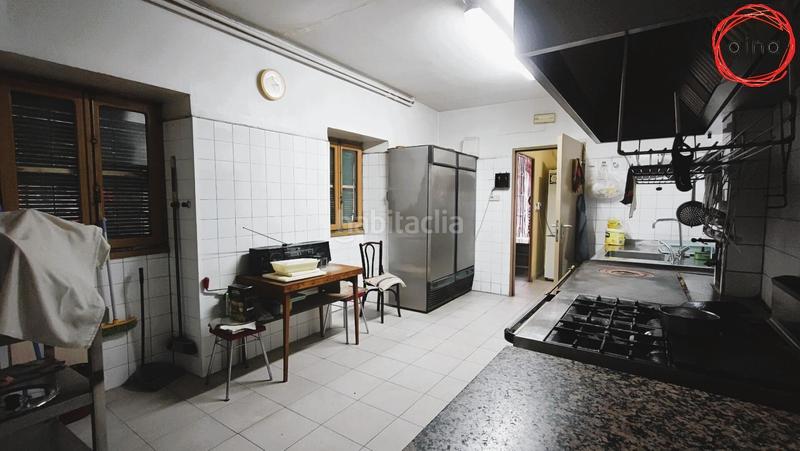 Foto e8886747-0cf1-41c9-85aa-224c8e015c30. Edifici a calle calle de venta nueva 3 a Pueyo / Puiu