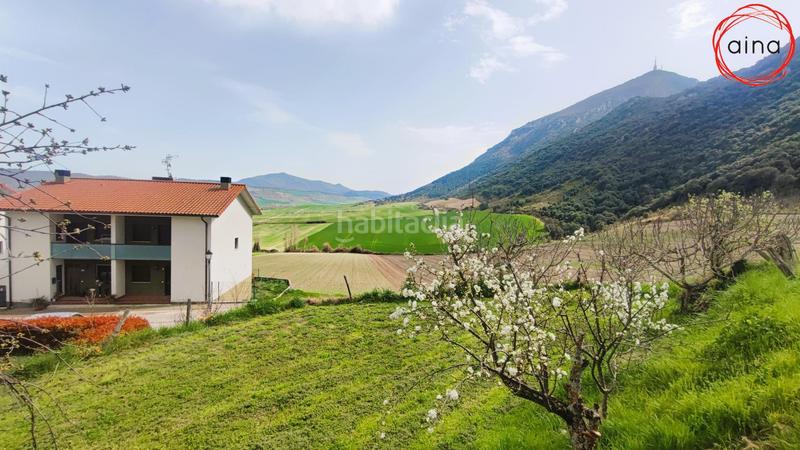 Foto 0a335532-c0df-425b-9ae9-3fa614edd679. Terreny residencial a calle santa maria 1 a Valle de Elorz / Elortzibar