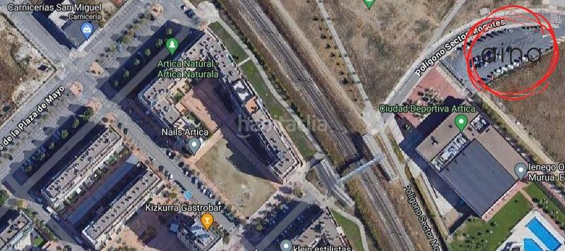 Foto a7ece961-6761-45a6-a58f-2d631a653d59. Aparcament cotxe a calle madres de la plaza de mayo 1 a Berrioplano
