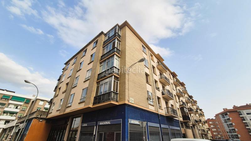 Foto 730c762e-7b86-41bf-a39e-e8d05643d9a8. Pis a calle uztarroz 18 a Rochapea Pamplona / Iruña