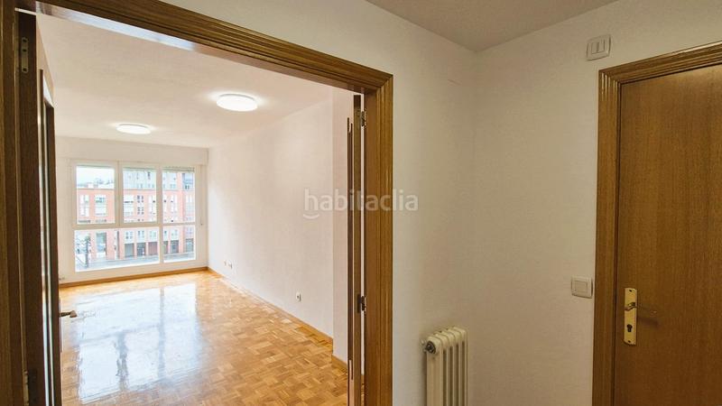 Foto b30bb096-bb34-4008-bbe4-e4b3cf642ab8. Appartamento con riscaldamento parcheggio in San Jorge Pamplona / Iruña