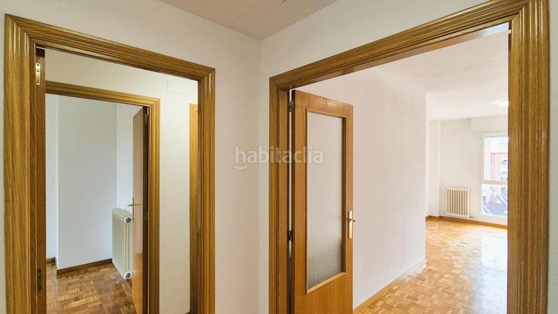 Foto cde9be2c-7c69-4c8e-ad69-c6750c17dc03. Etagenwohnung mit heizung parking in San Jorge Pamplona / Iruña