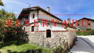 Maison à Calle san martin  8. Casa de pueblo