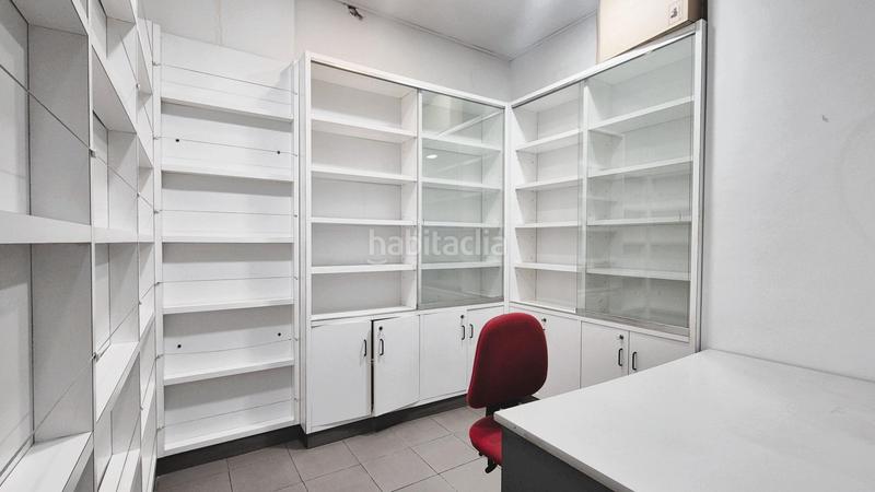 Foto ac8ce121-5d05-41db-814c-f055abf0b790. Local comercial en calle calle del monasterio de iharte 2 en Pamplona / Iruña