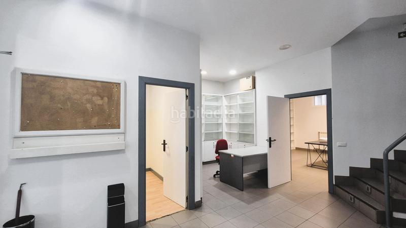 Foto 4dc33ad6-1359-4dfd-bd0a-73e8774ac04c. Local commercial dans calle calle del monasterio de iharte 2 dans Pamplona / Iruña