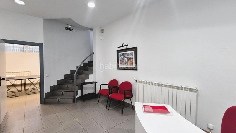 Foto e101788a-9297-4f5f-a7f2-a94681f813a2. Locale commerciale in calle calle del monasterio de iharte 2 in Pamplona / Iruña