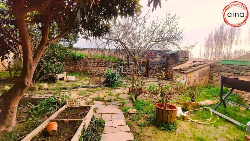 Foto 9bed5e0e-78f0-42a8-9c2e-e99de64fdf27. Edificio en Pueyo / Puiu